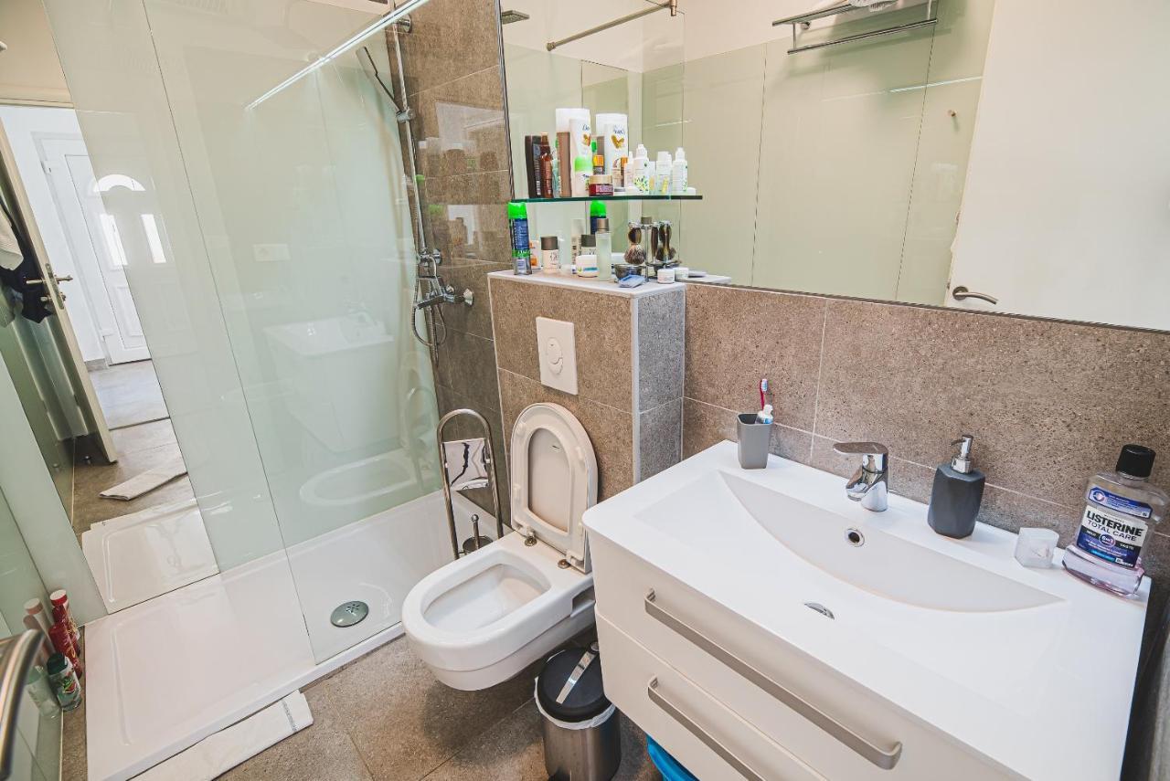 Downtown Luxury With Hot Tub Apartment Vodice