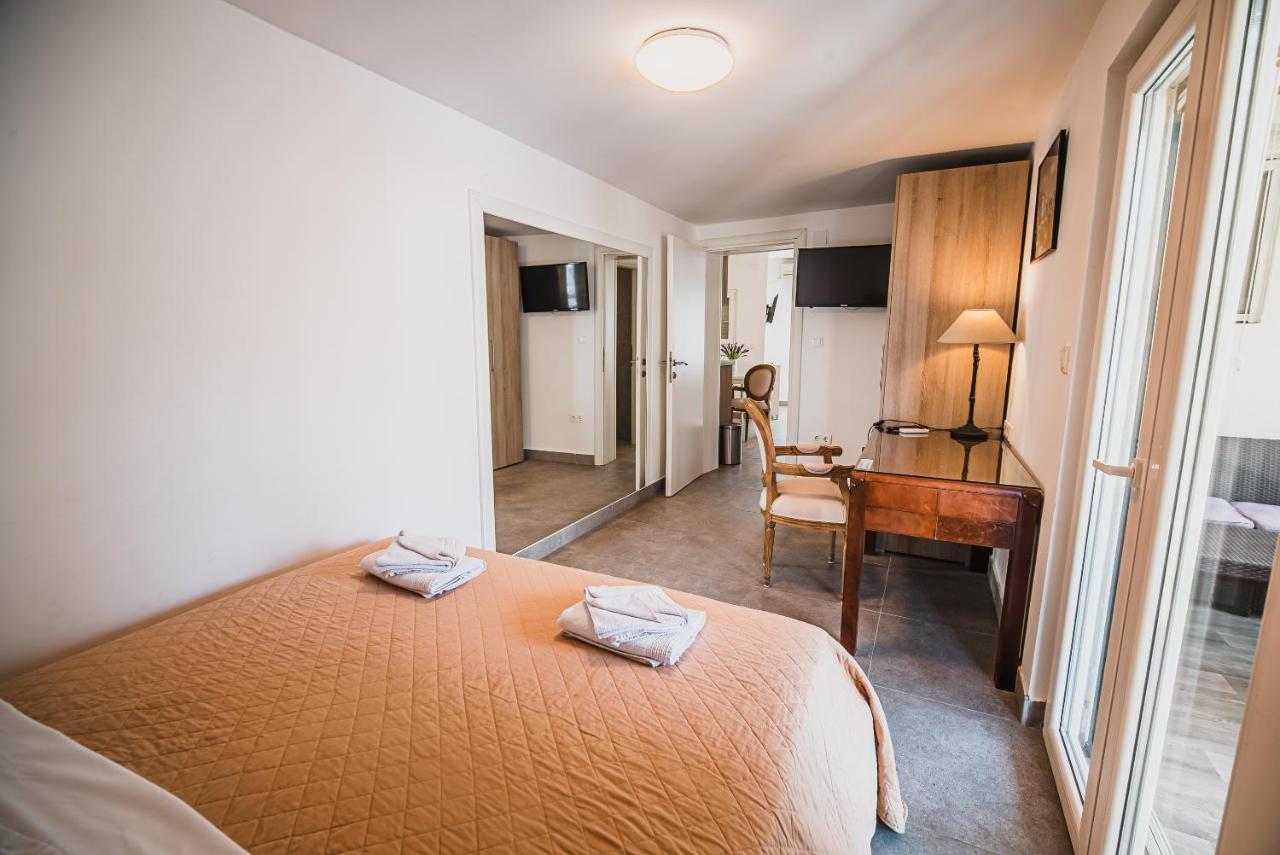 Apartment Downtown Luxury With Hot Tub Vodice