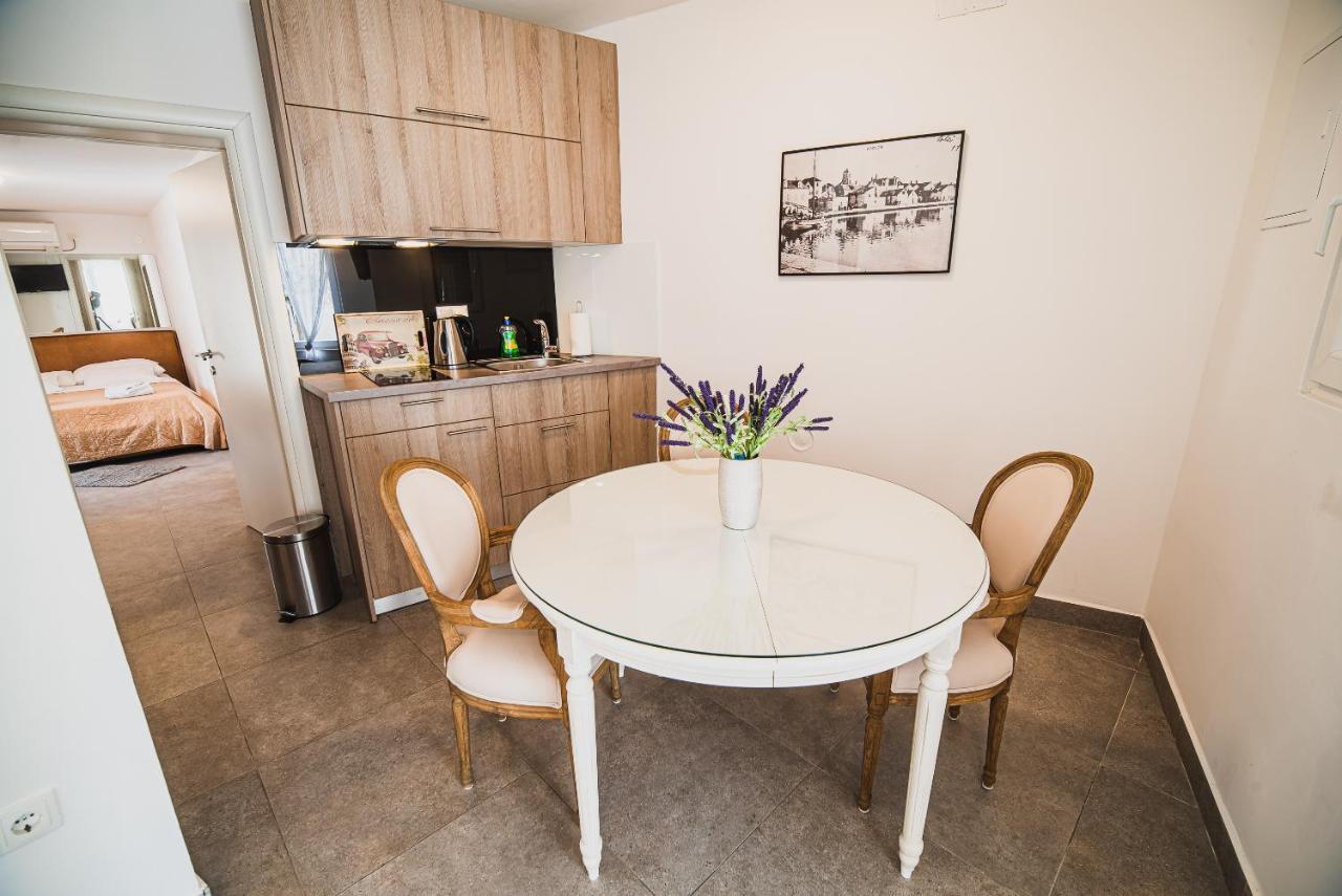 Apartment Downtown Luxury With Hot Tub Vodice