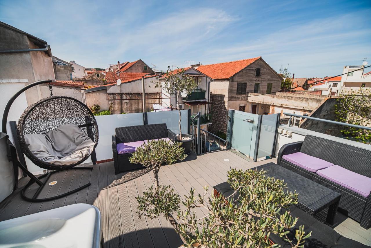 Downtown Luxury With Hot Tub Apartment Vodice