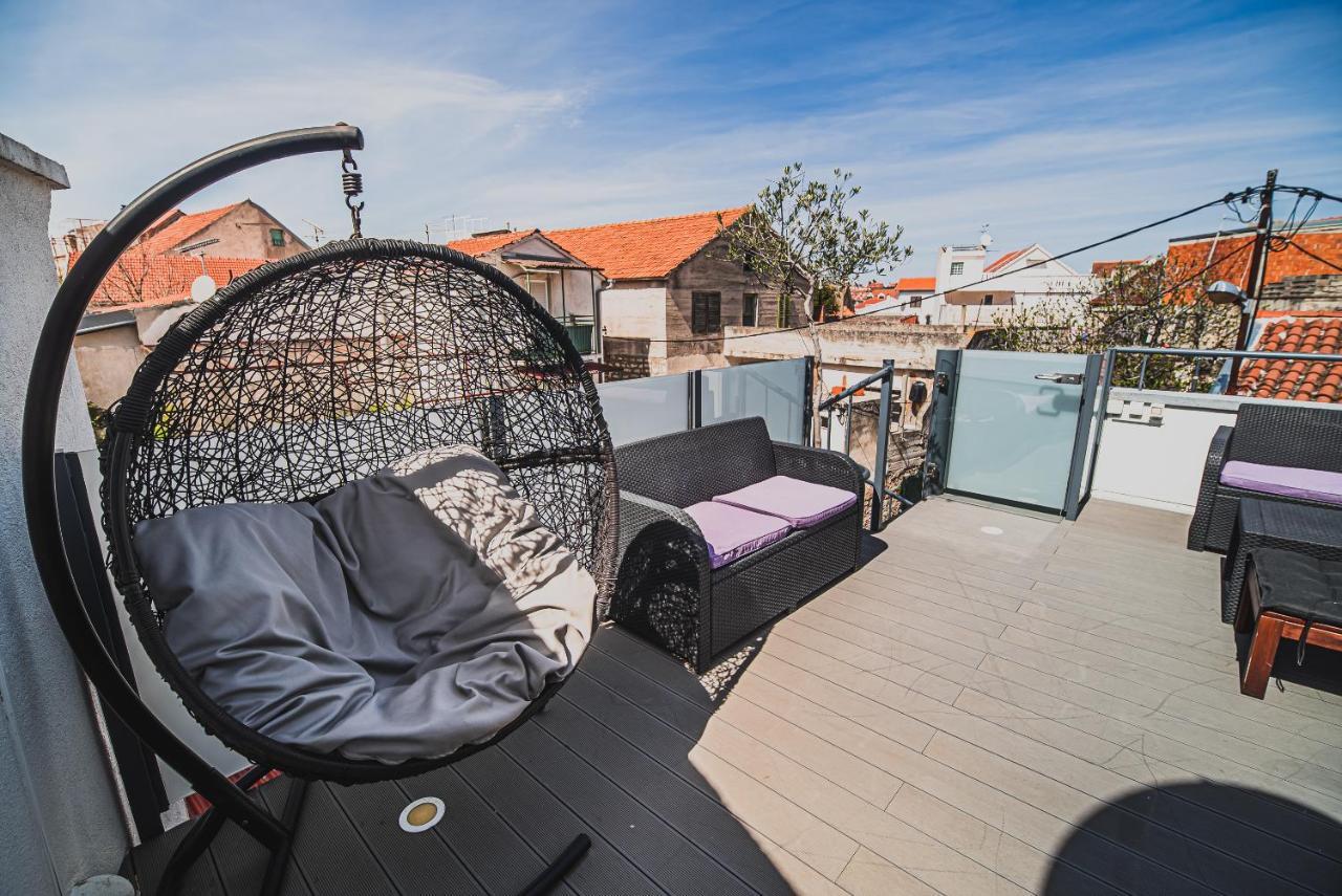 Downtown Luxury With Hot Tub Apartmán