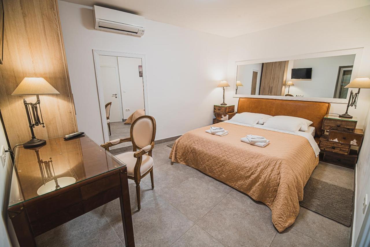 Downtown Luxury With Hot Tub Apartmán *