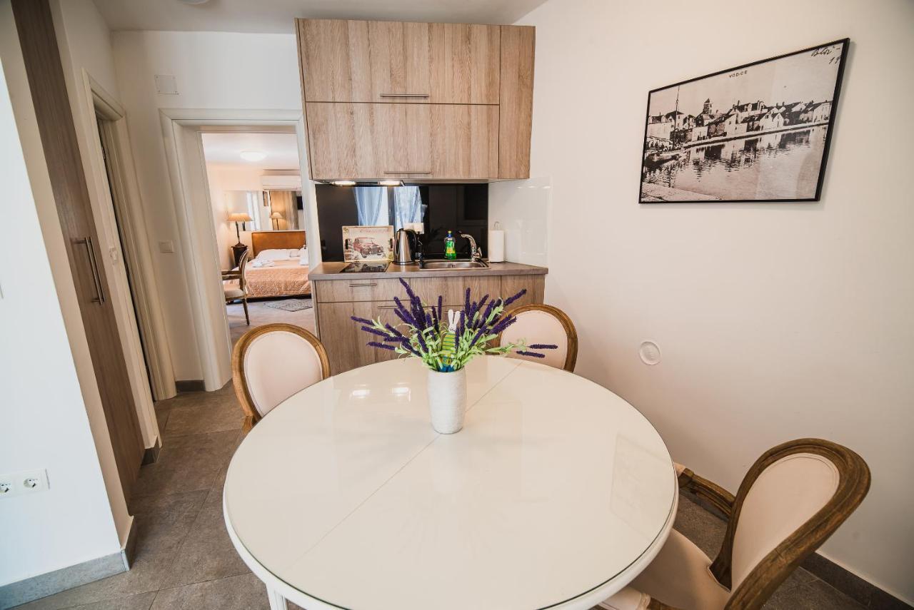 Apartment Downtown Luxury With Hot Tub Vodice