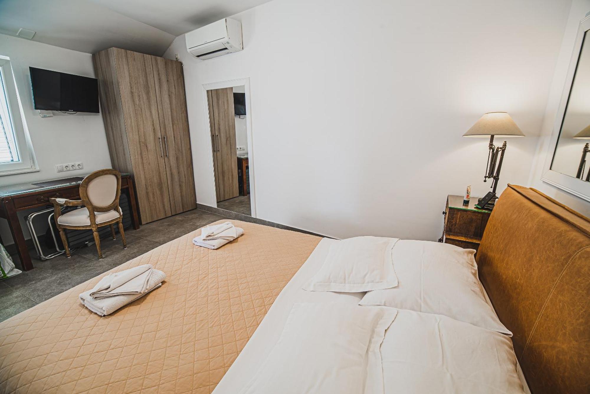 Apartment Downtown Luxury With Hot Tub Vodice